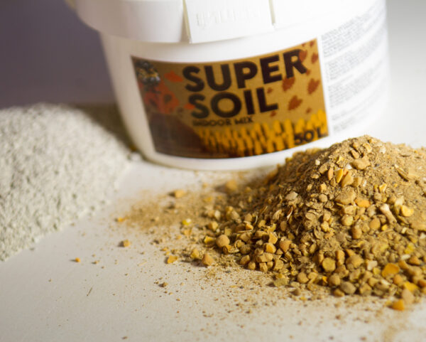 Supersoil Indoor fertilizzante in polvere